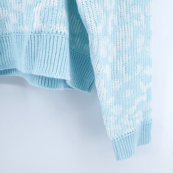 John+Jenn Cozy Modern Streetwear Soft Pastel Blue Animal Knit Pullover Sweater M - Picture 14 of 14
